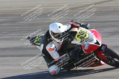 media/Nov-17-2024-CVMA (Sun) [[1fec520723]]/Race 11-Amateur Supersport Open/